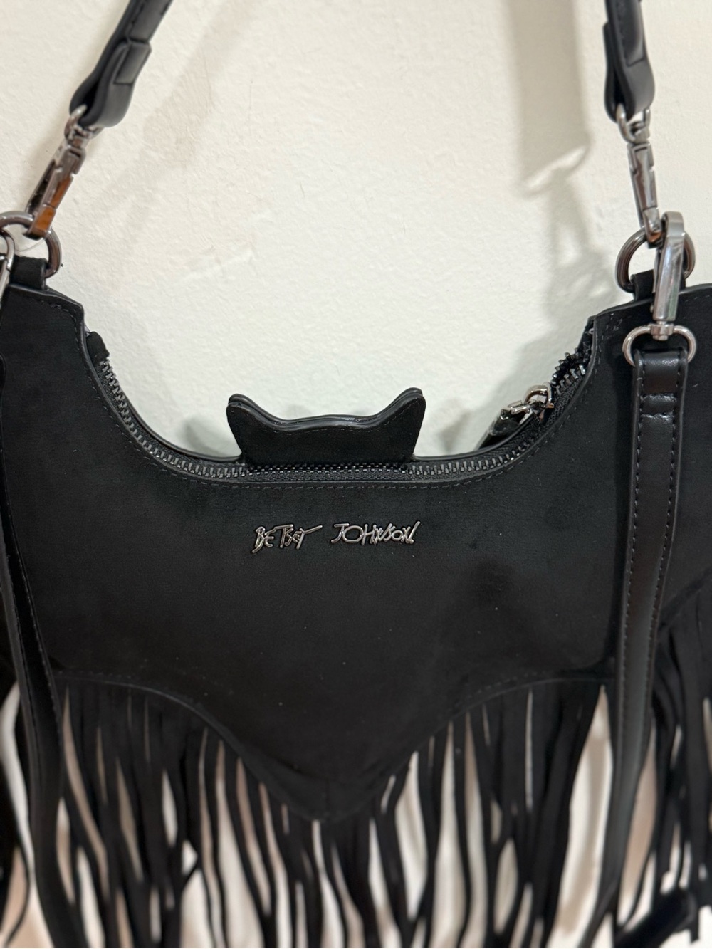 Betsey Johnson Black Bat Fringe Shoulder Bag - Picture 4 of 5